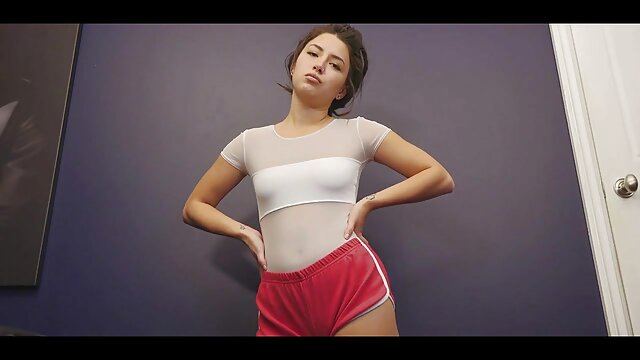 Parim porno :  Armas Melody mängib oma kiisuga Seksikas videod 
